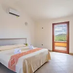 Corte Di Gallura Apartmanhotel 3*