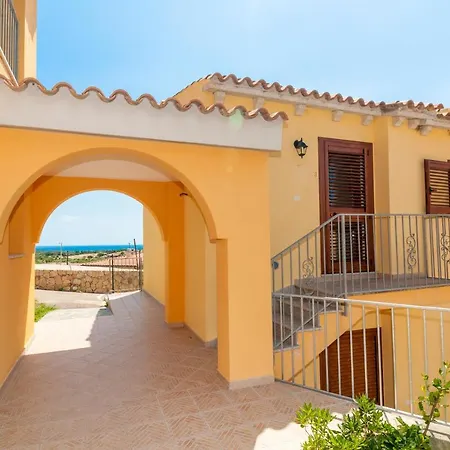 Corte Di Gallura Aparthotel