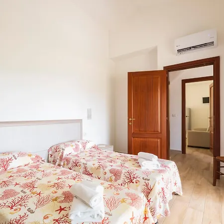 Corte Di Gallura Aparthotel