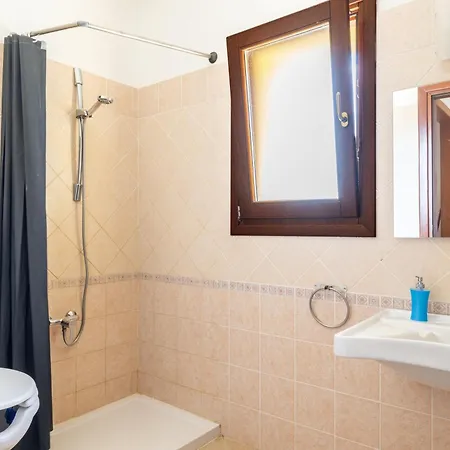 Corte Di Gallura Aparthotel 3*