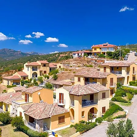 Corte Di Gallura Aparthotel Budoni